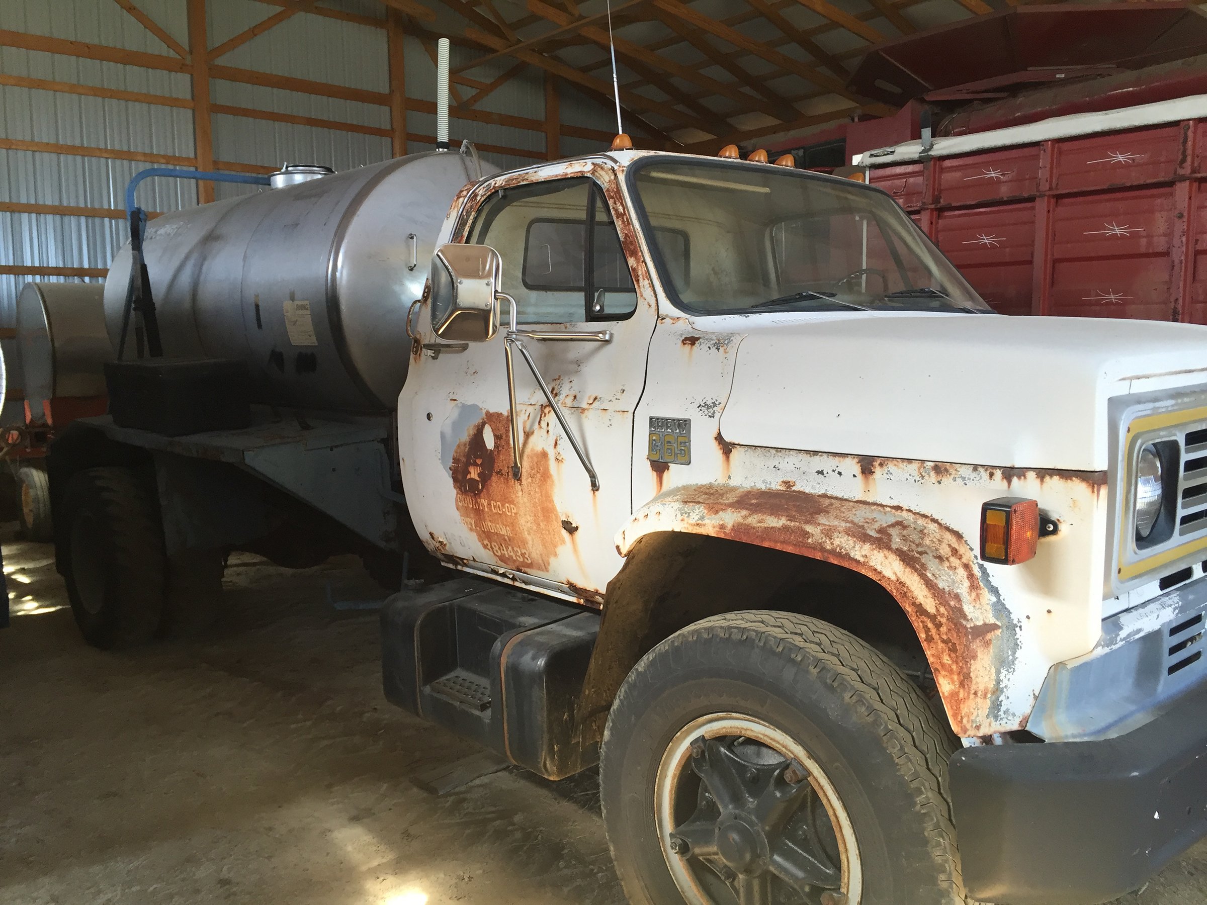 Property photo 4 - FARM EQUIPMENT ESTATE AUCTION IN UNION COUNTY, INDIANA